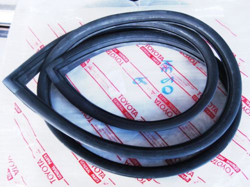 T/t  ke20 ke26 windshield weatherstrip seal rubber “rear”  (si)