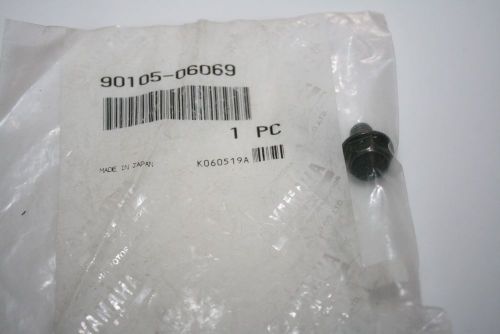 1 nos yamaha motorcycle frame bolt 90105-06069 virago xv535 xv700 xv750 xv1100