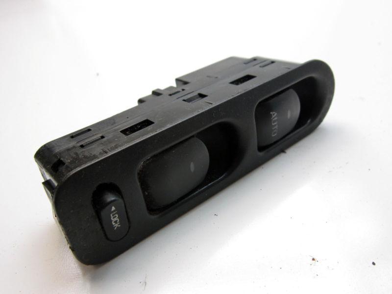 Oem 2000 2001 2002 saturn l100 l200 master power window switch bezel