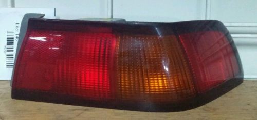 1997 - 1999 toyota camry passenger side panel mountedtaillight assembly rh oem