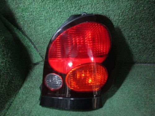 Toyota corolla spacio 1999 rear right combination lamp [6215500]