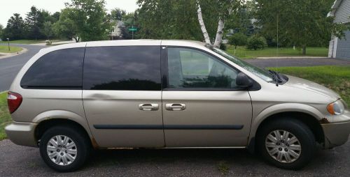 2004 chrysler town country