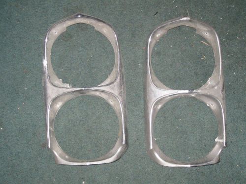 1966 / 1967 pontiac gto / lemans headlight bezels