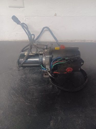 Volvo penta trim pump