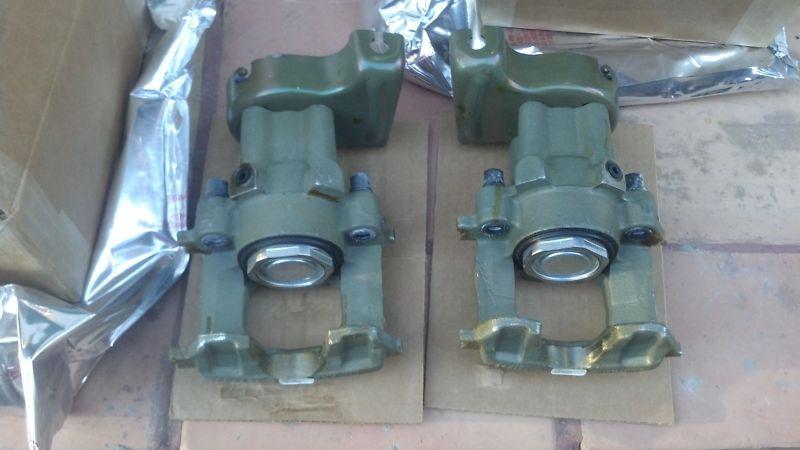 Hummer h1 humvee hmmwv rear brake caliper set am general  nos