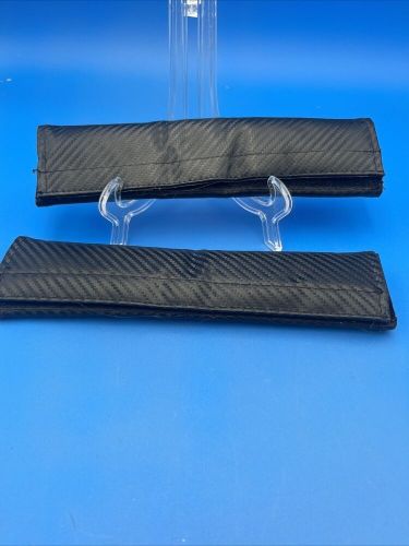 Jeep branded seatbelt shoulder pad carbon fiber