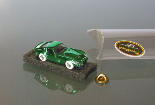 █► ferrari 250 gto green chrome pin badge praline bijou #98266 h0 1:87 original packaging-