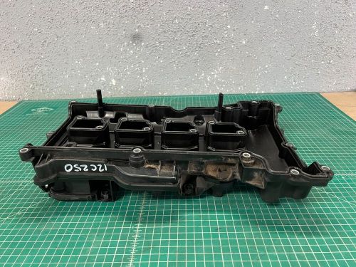 12-15 mercedes c250 w204 m271 engine valve cylinder head cover oem