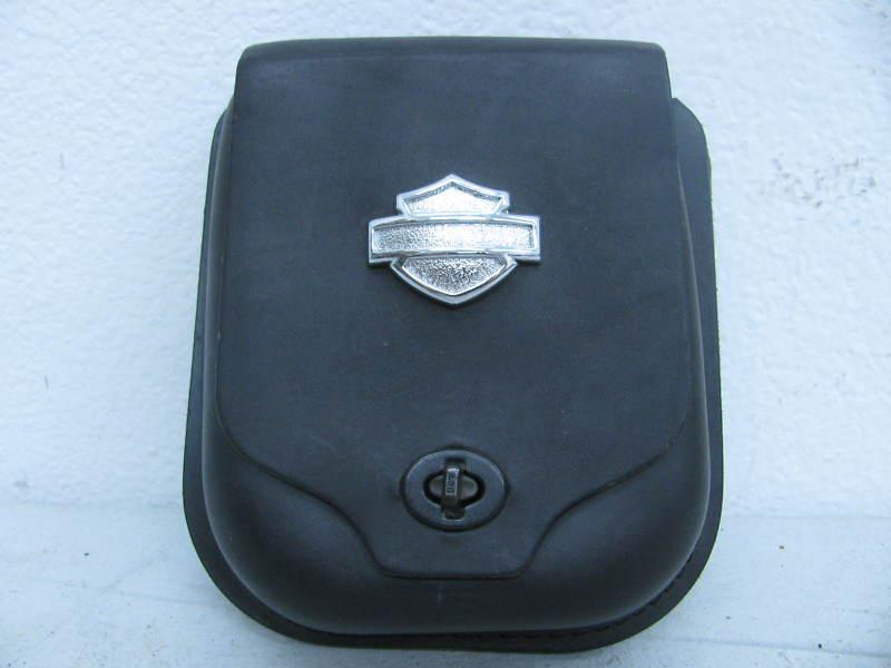 Harley-davidson leather backrest sissybar bag dyna fxr sportster softail