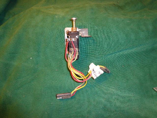 64-67 lincoln continental convertible top down deck trunk lid closed open switch