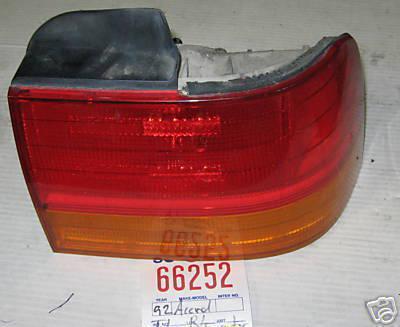 Honda 92 93 accord tail light lamp right outer 1992 1993