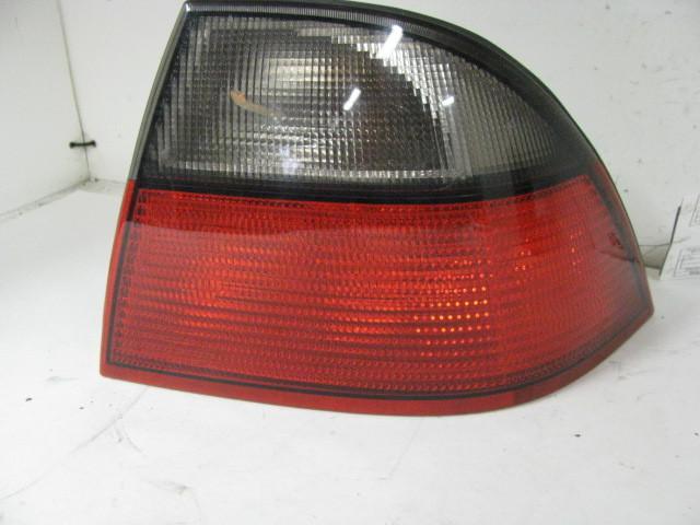 Tail light saab 9-5 1999 99 2000 00 2001 01 right 395926