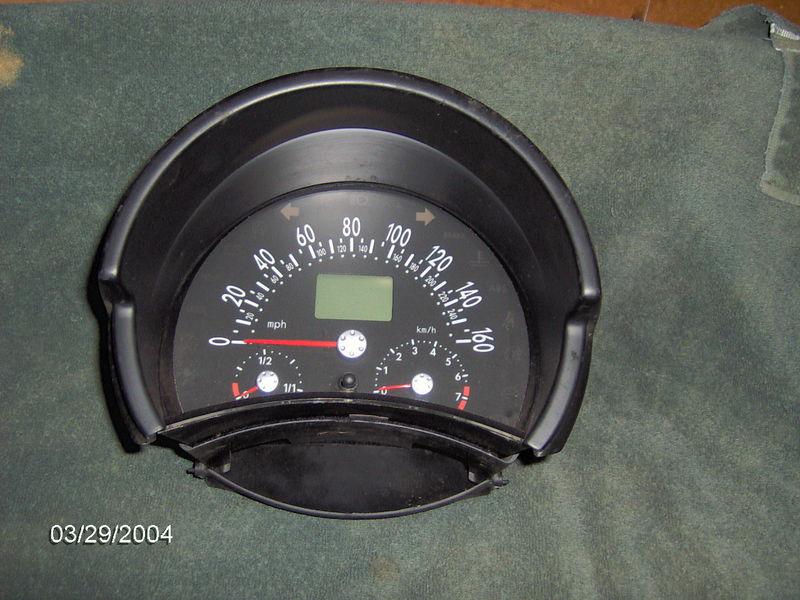 2000 vw bug   speedo head 