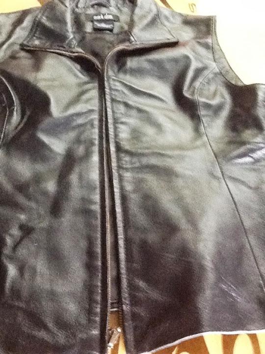 Used mark alan women's black leather vest size large