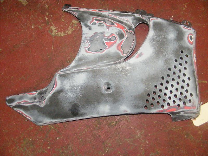 93 95 honda cbr900rr lower panel right