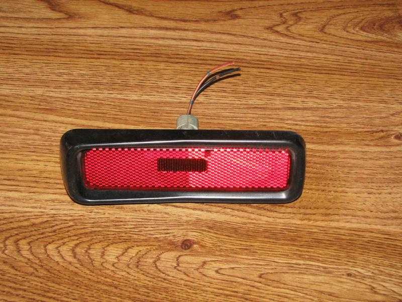 92-98 tracker sidekick rear side marker light lh oem