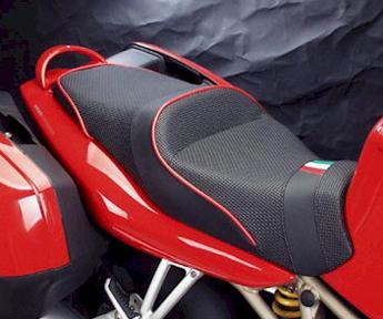 Sargent world sport perf seat blk w/red accent for duc st2 st3 st4/s/sabs 97-09