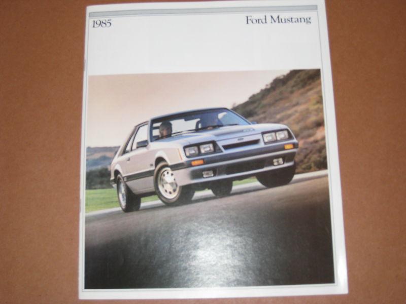 1985 ford mustang sales brochure 26 pg original  lx  gt  svo models book manual