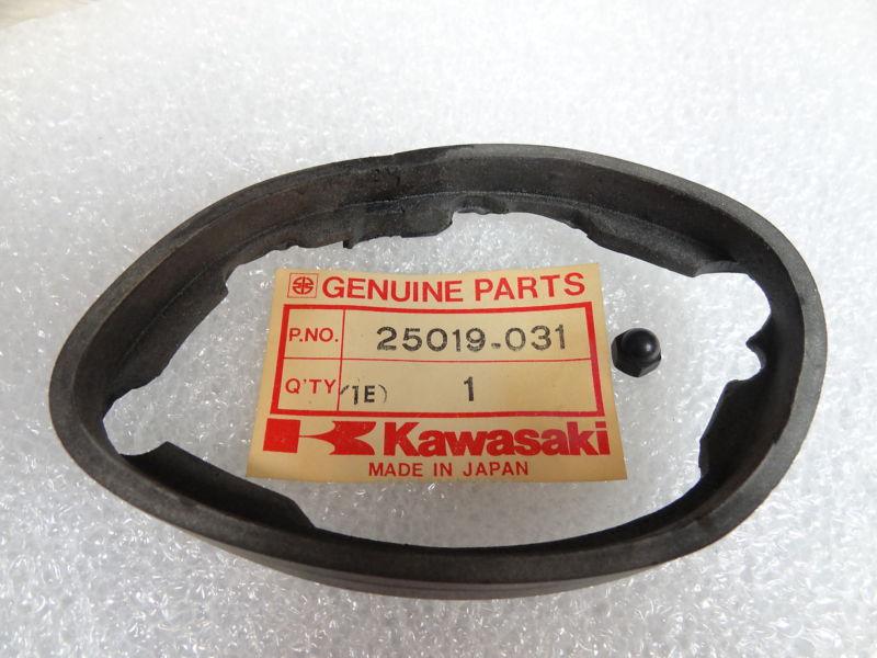 Kawasaki nos new 25019-031 speedometer shock damper kz ke kl 1975-82