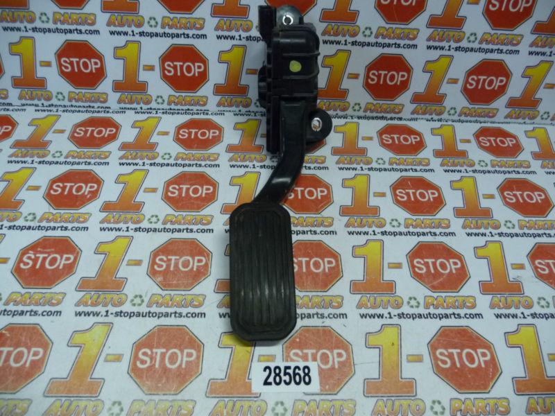 04 05 06 07 08 09 10 toyota sienna gas acceleration pedal oem