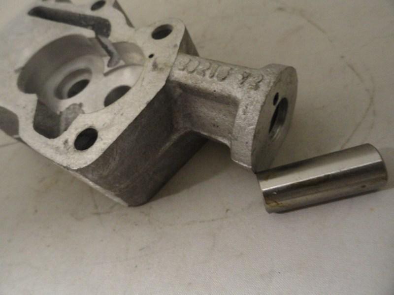 Sportster-fl-flh "new old stock" oil pump idler shaft #26327-52