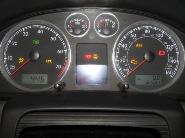 2005 volkswagen passat speedometer instrument cluster gauges 2530518