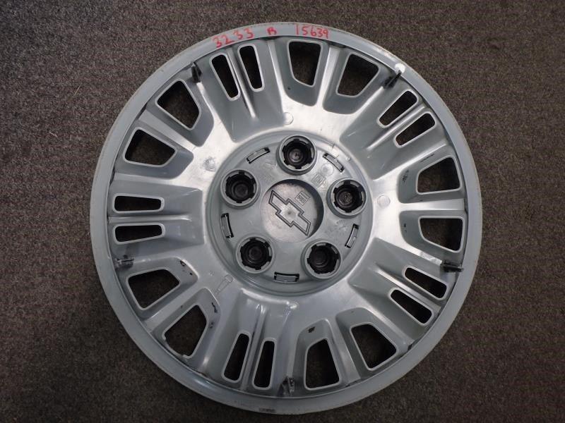 00 01 02 03 04 05 malibu wheel cover 20 hole