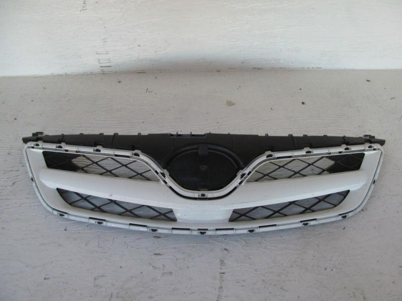 Toyota corolla grille 11-12