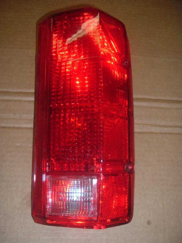 1980-1986 ford pickup and bronco taillight new f100 f150 f250  right