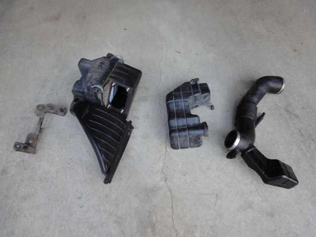 2003 mitsubishi eclipse air intake assembly ( no mass airflow sensor )