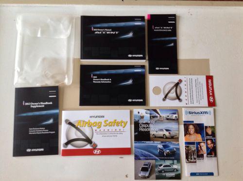 2012 hyundai accent owners manual set w/clear protective case-fast free shipping