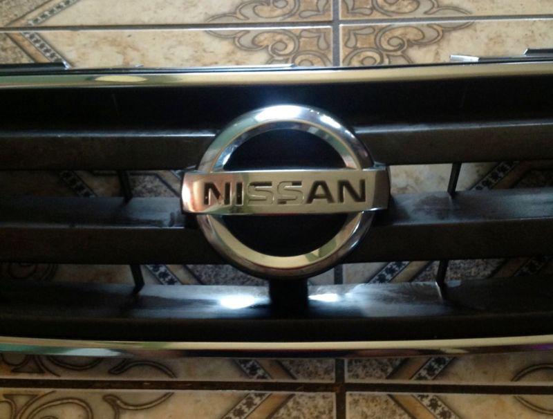 02-04 nissan altima stock grille 