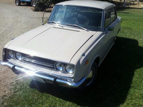 69 toyota corona 4 dr. rebuilt engine. 1900 cc. 69,000 original. 