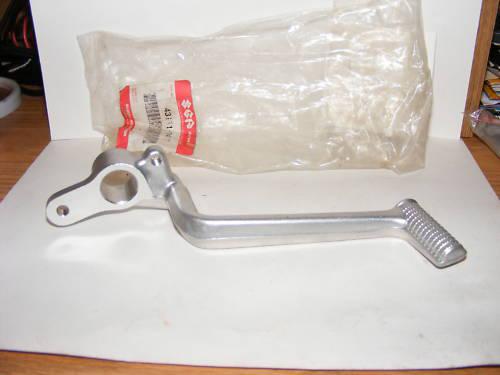 I new genuine suzuki rear brake pedal 99-09 hayabusa