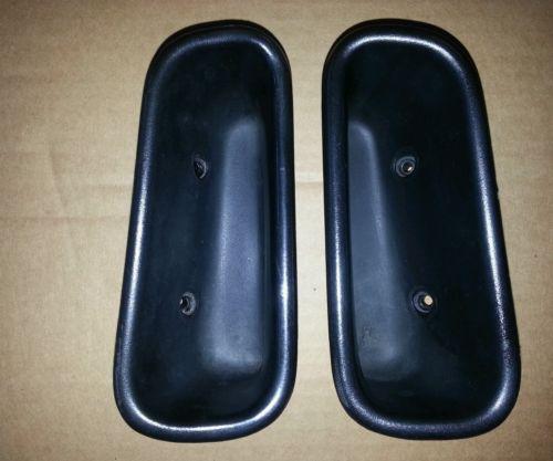 Dodge ram 1500 2500 3500  set of manual door pull panel handle cups 94-01