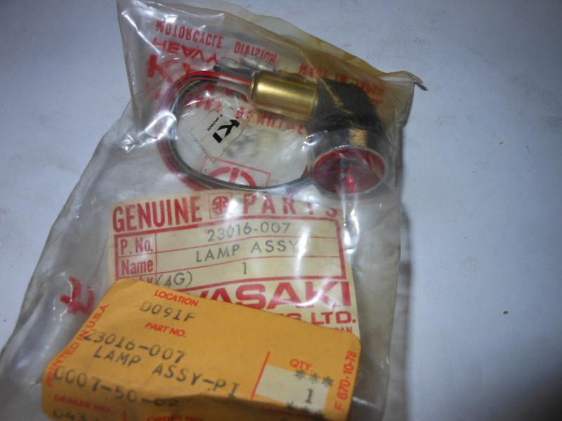 Nos kawasaki pilot lamp assembly 1972 h2 23016-007