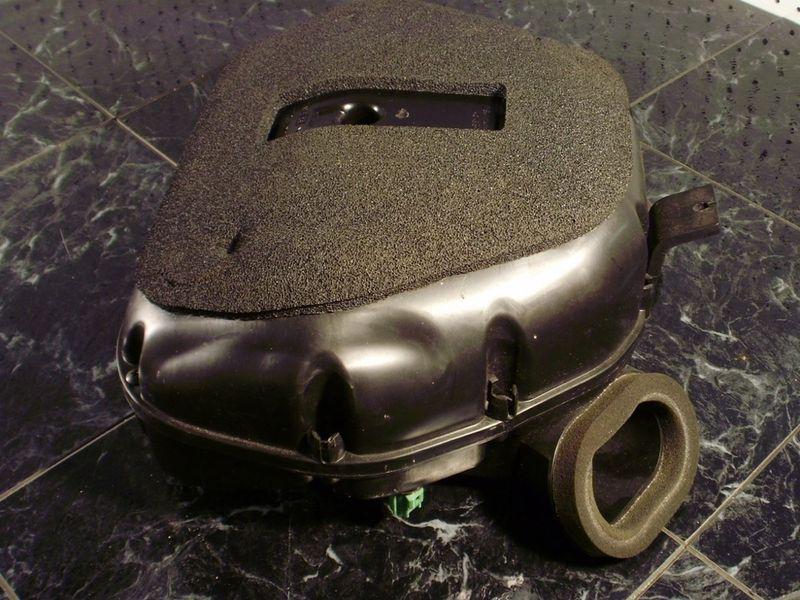 2004 suzuki gsxr 1000 air box