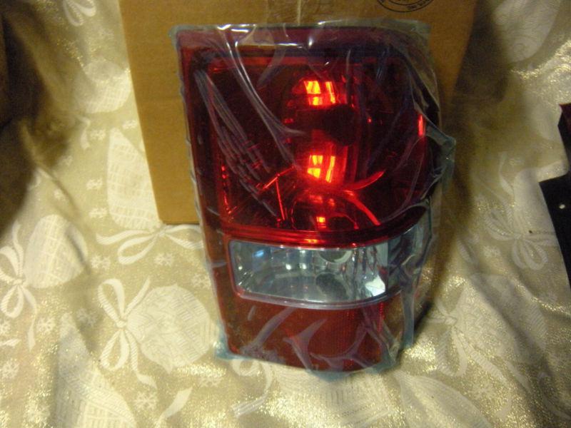 2006-2012 ford ranger right tail light new ford part in box