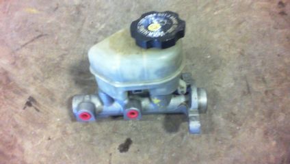 98 99 00 01 02 03 04 05 06 07 08 grand prix brake master cyl