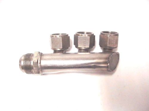 Stainless dry sump oil pump manifold -16 an male to three -12 an female fittings