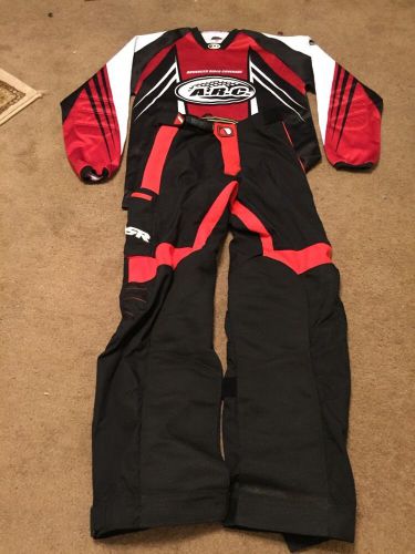 A.r.c. back country jersey size small -msr riding pants size 28 exc