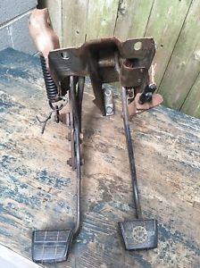 73-87 chevy gmc pickup truck blazer suburban clutch brake pedal assembly mt 4wd