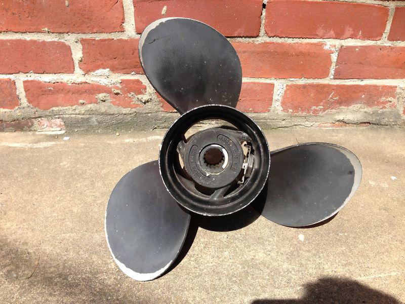 Michigan wheel 13.75 x 21 propeller  031026  a107 boat propeler - mariner -