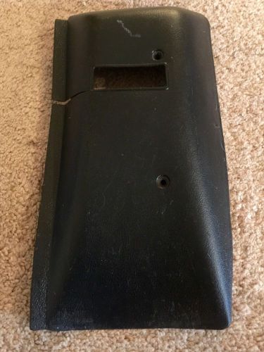 1970-81 camaro z28/rs retractable seatbelt cover right 1660606 blk *no reserve*