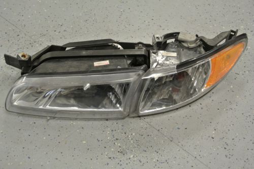 Oem 1997-03 pontiac grand prix gtp drivers side headlight corner parking light