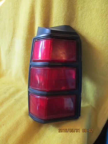 84 85 86 87 88 89 chevy celebrity sw driver side tail light left black trim