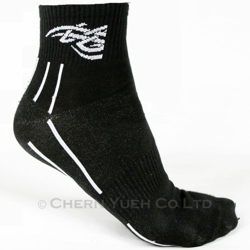 1 pair functional basketball athletic socks crew socks athlete foot control bk/w