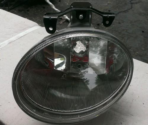 07-09 hyundia santa fe fog light