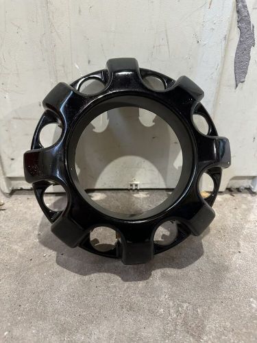 Ford f250 black hubcap (front)