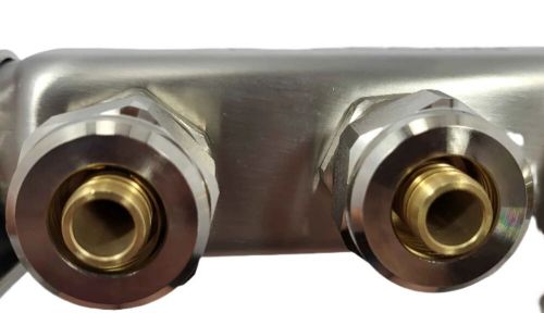 Stainless steel manifold 6 port